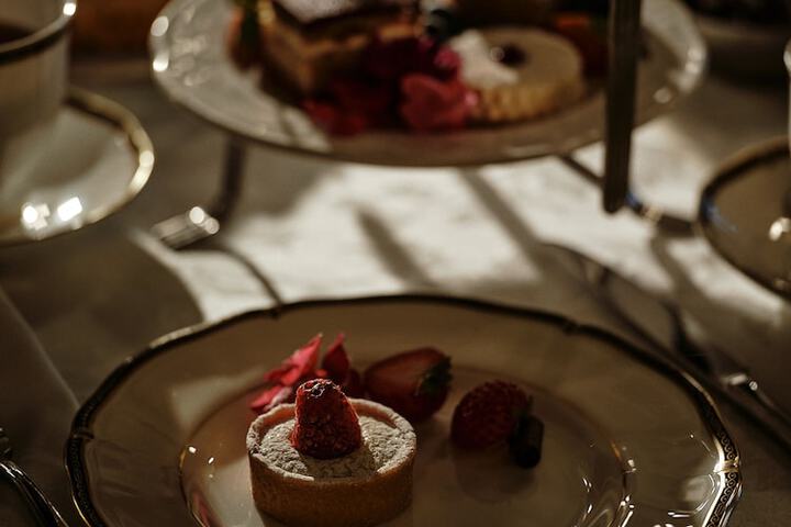 Dining 79 of 107