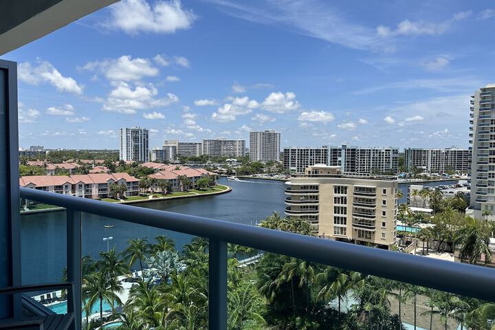 Doubletree Resort by Hilton Hollywood Beach