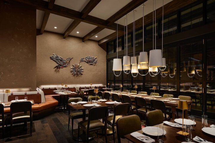 Dining 49 of 54