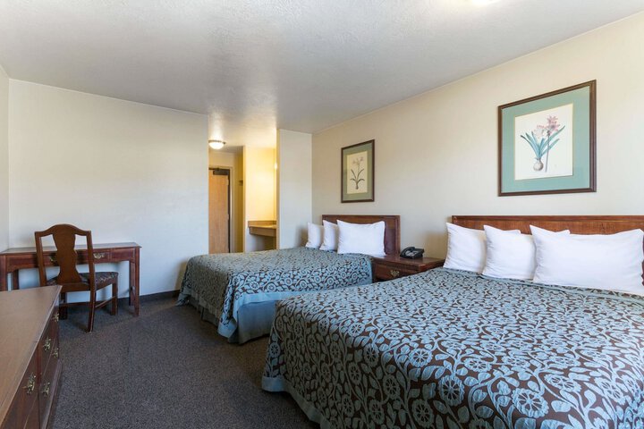 Days Inn by Wyndham Beaver