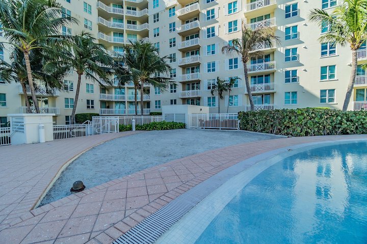 Casa Costa 308s Studio Pools, Jacuzzi, Beach, Shops & Dog Friendly