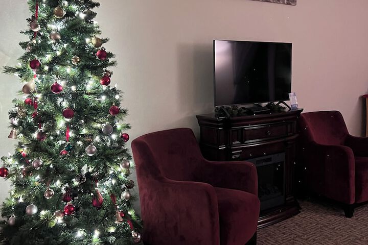 Room 52 of 62