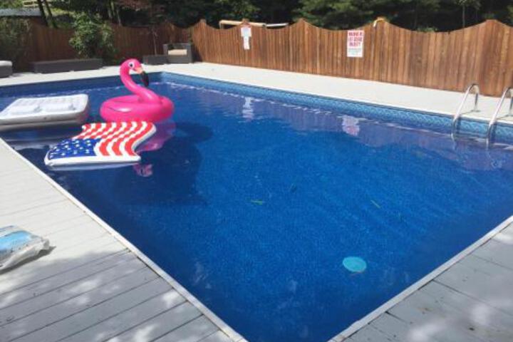 Heated Pool in Prime Woodstock
