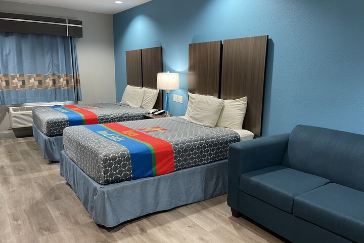 Room 26 of 47