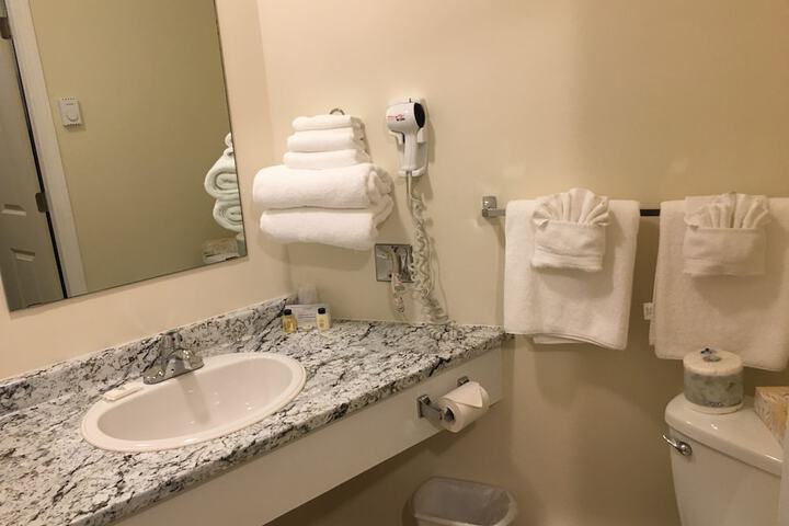 Room 31 of 53