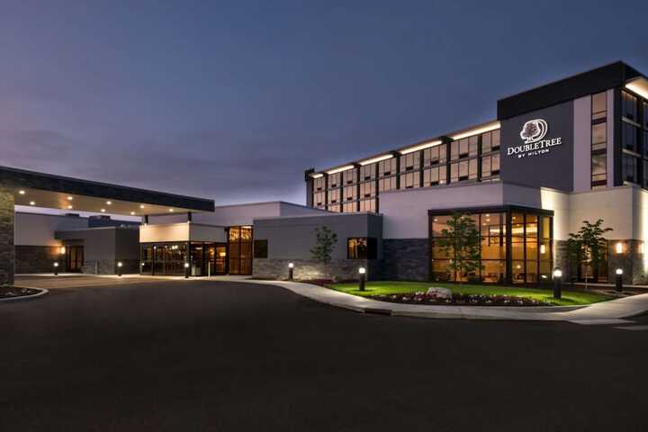 Doubletree by Hilton Lafayette East IN