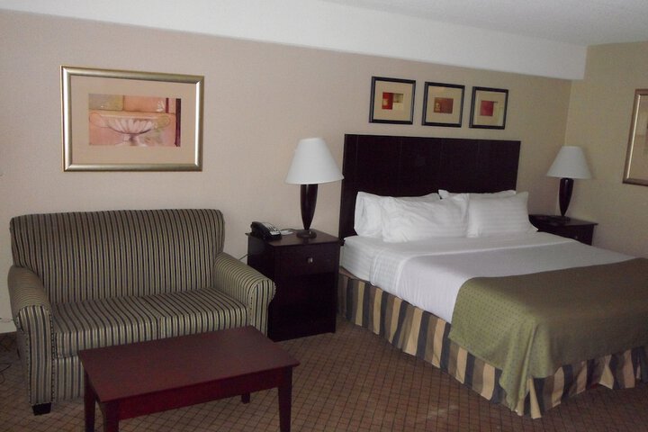Room 17 of 57