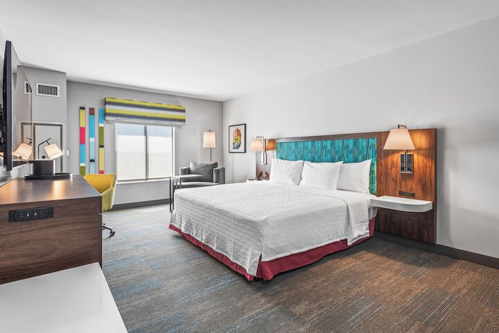 Room 7 of 36