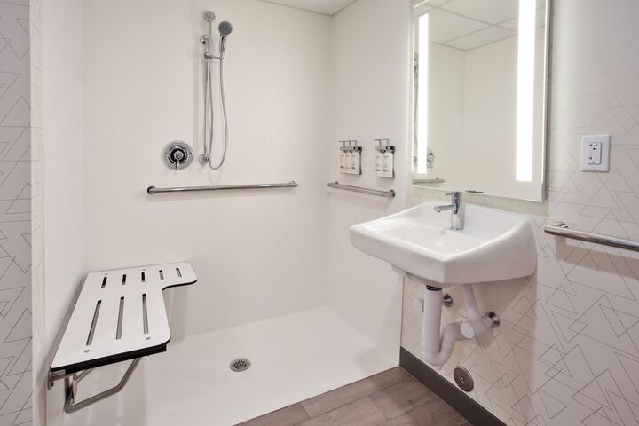 Holiday Inn Express Kitty Hawk Outer Banks by IHG