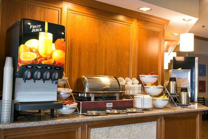 Comfort Suites Benton Harbor - St. Joseph