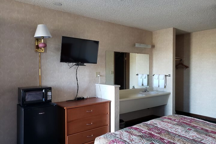Room 18 of 43