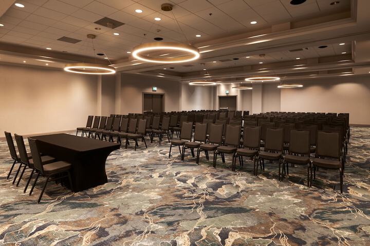 Ballroom/Hall 126 of 134