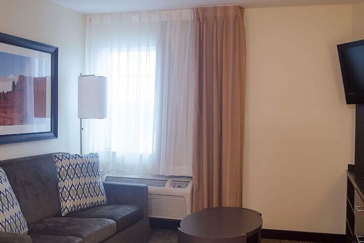 Room 21 of 31