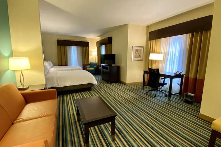 Room 46 of 62