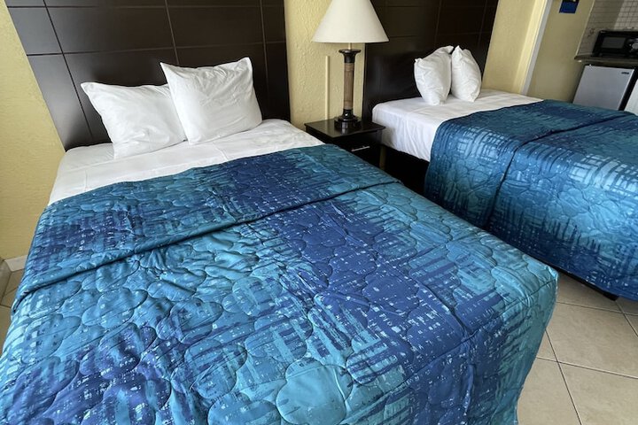 Room 47 of 70