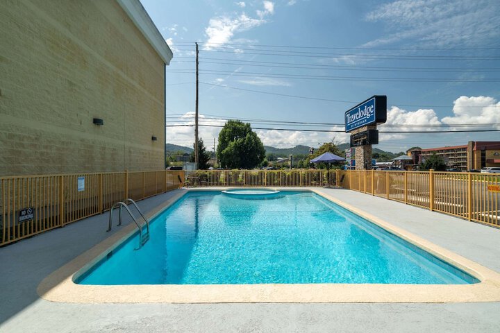 Pool 6 of 56
