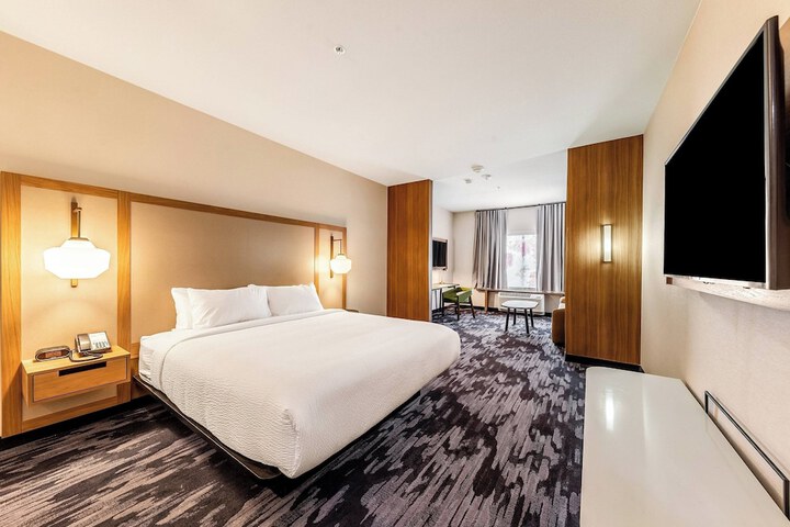 Room 21 of 29