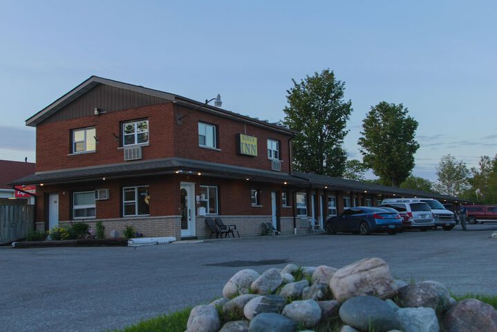Hotel 10 of 41