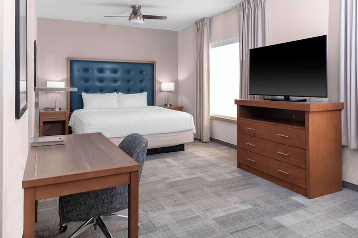 Room 17 of 48