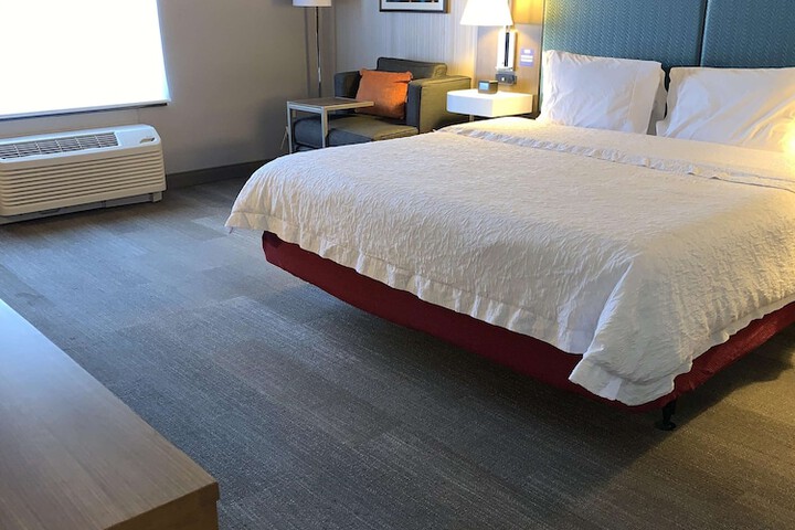 Hampton Inn & Suites Carson City