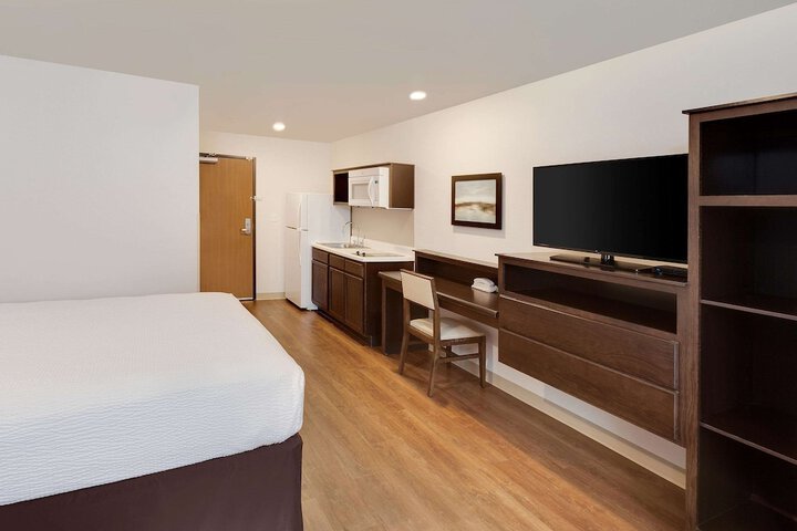 Room 19 of 33