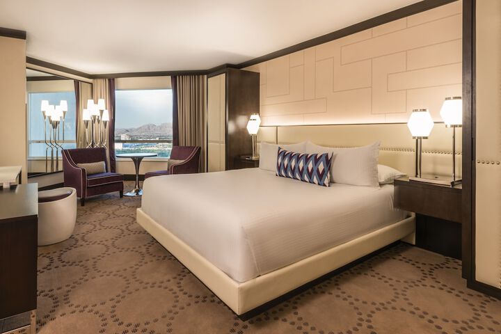 Room 26 of 113