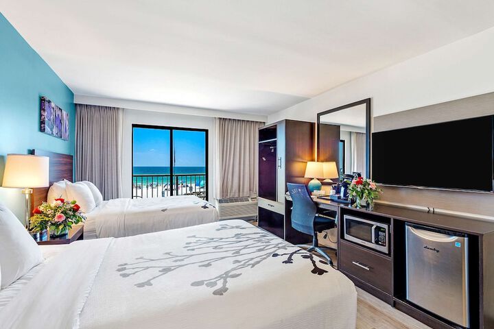 Room 35 of 84