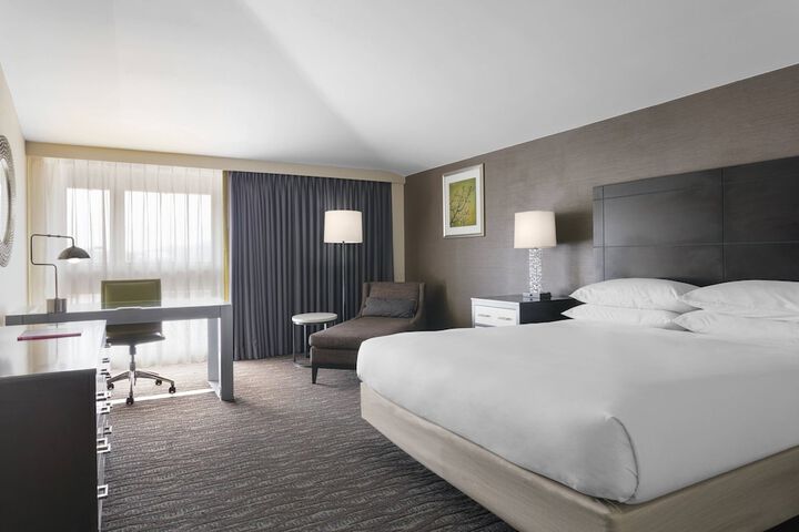Room 16 of 27
