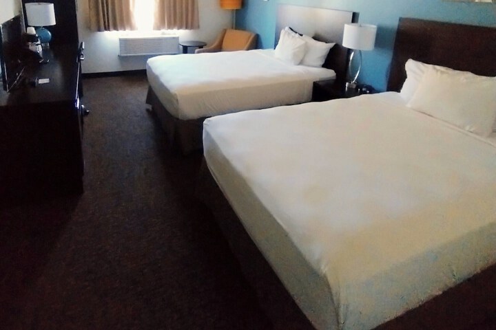 Room 50 of 77