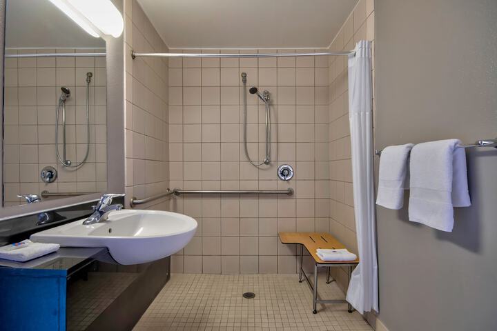 Room 26 of 53