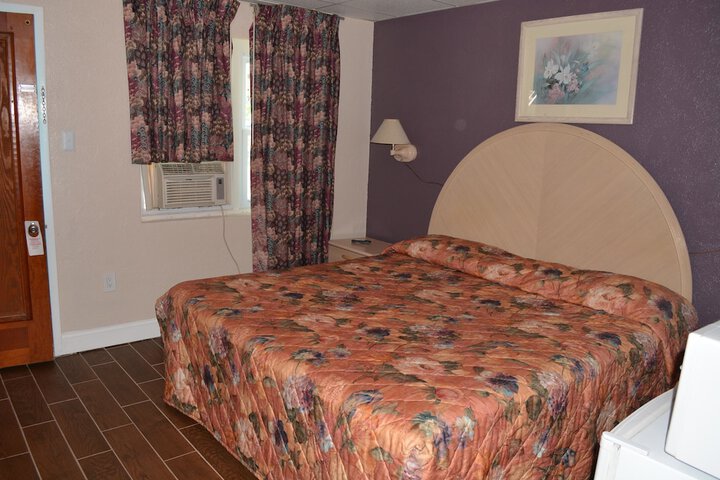Room 51 of 72