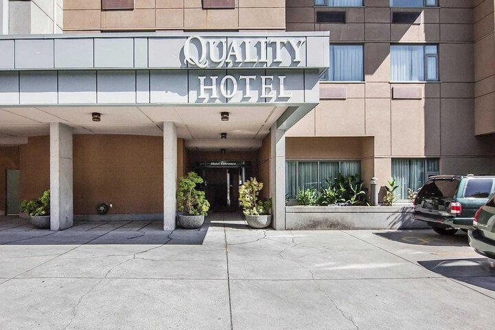 Hotel 3 of 37