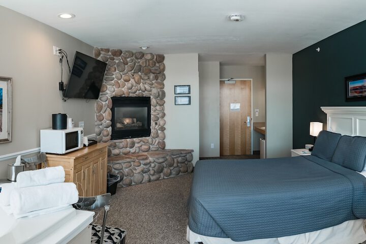 The Weathervane Inn
