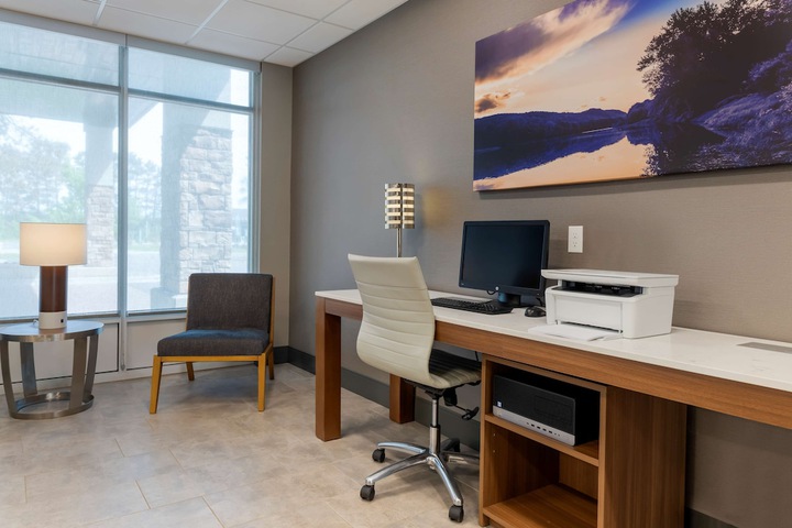 Business Center 55 of 55