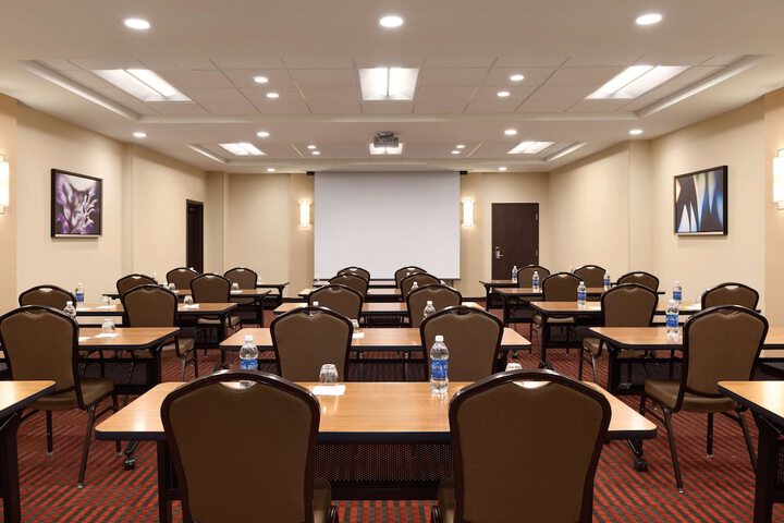 Hyatt Place St. Louis / Chesterfield