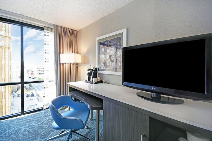 Room 9 of 51