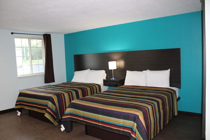 Room 7 of 14