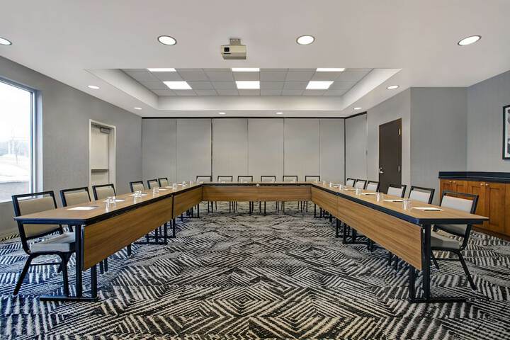 Hyatt Place Jackson / Ridgeland