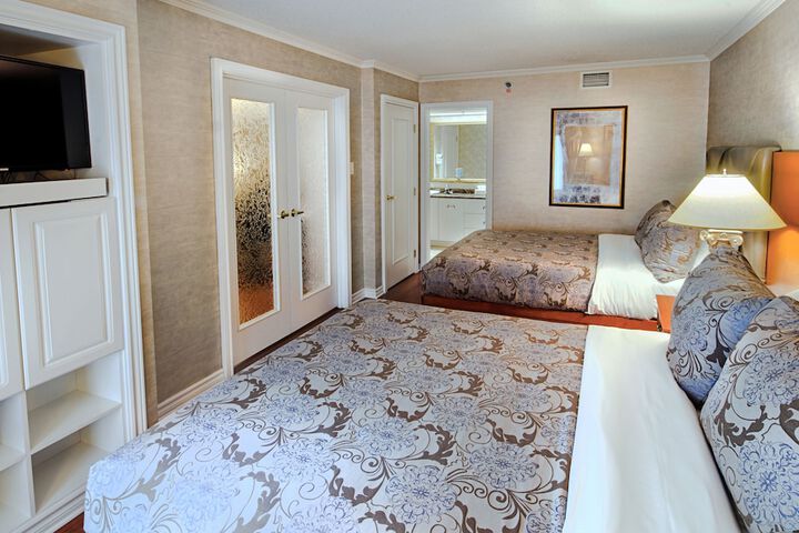 Room 30 of 128