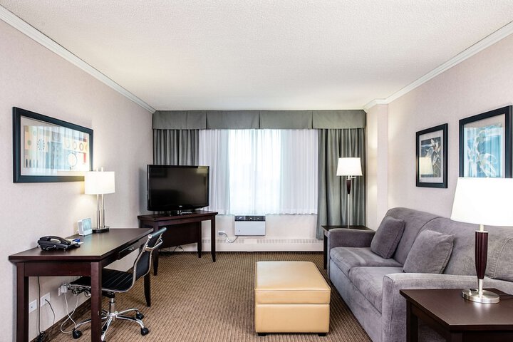 Room 19 of 47