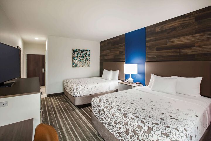 Room 12 of 31