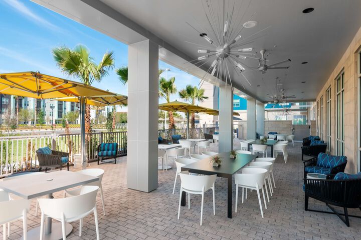 Terrace/Patio 58 of 60