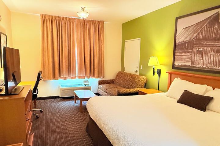 Super 8 by Wyndham Wheatland Wyoming
