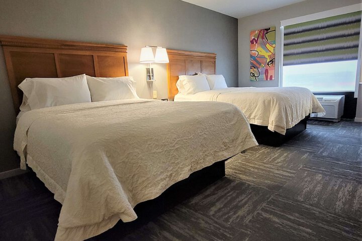 Room 9 of 31