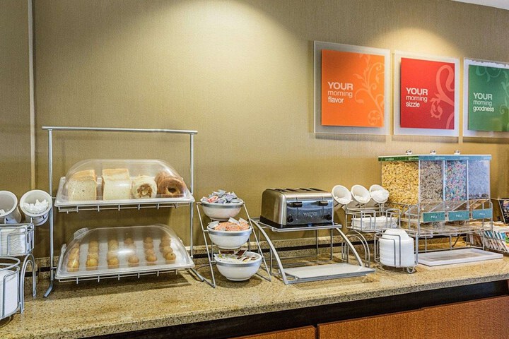 Breakfast/Coffee Service 35 of 40