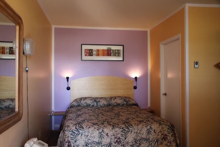 Room 23 of 54