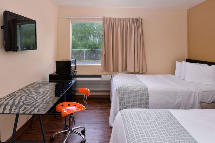 Room 14 of 28