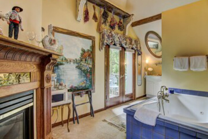 James Mulvey Carriage House Inn