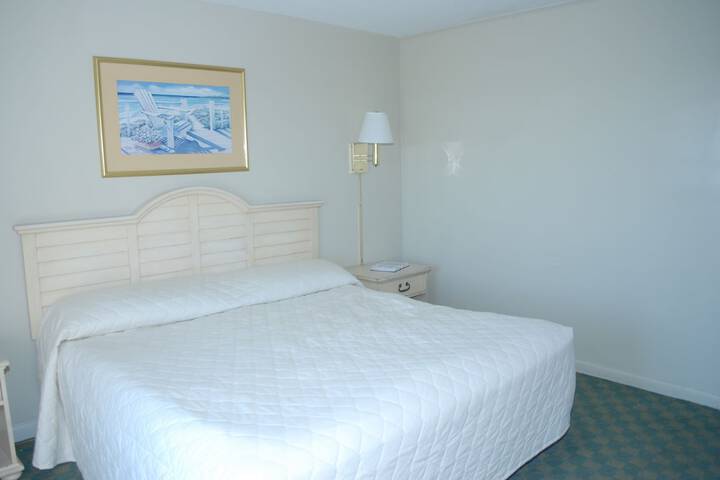Room 15 of 44