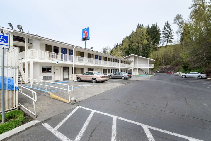 Hotel 3 of 29